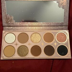 Colourpop Roaring Hearts palette